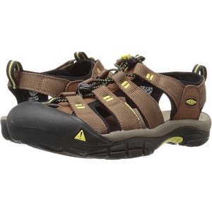 KEEN Men’s Newport H2 Closed Toe Water Sandals(Dark Earth/Acacia)