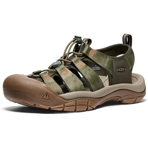 KEEN Men’s Newport H2 Closed Toe Water Sandals(Winter Moss/Chevron)